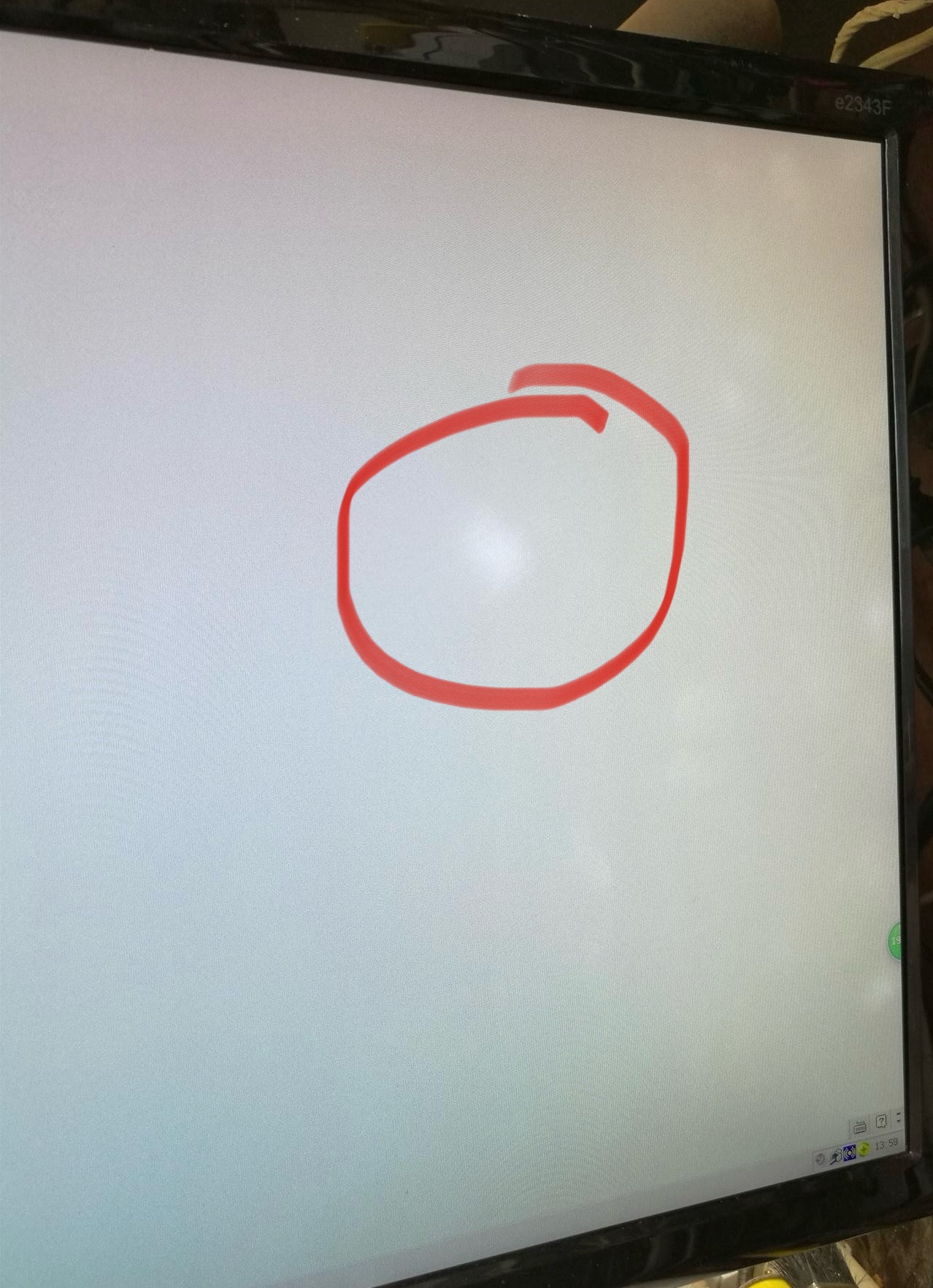 Causas y soluciones para cambios blancos en pantallas LCD TFT