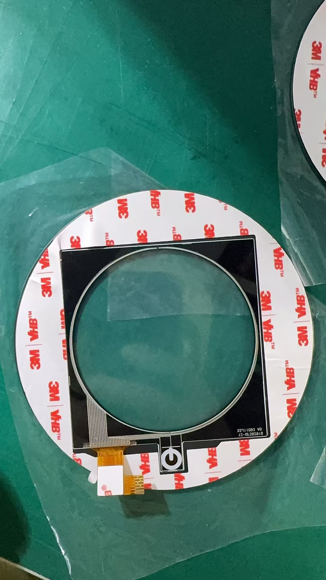 Ventajas de utilizar cinta de doble cara VHB para paneles de cubierta de pantalla táctil